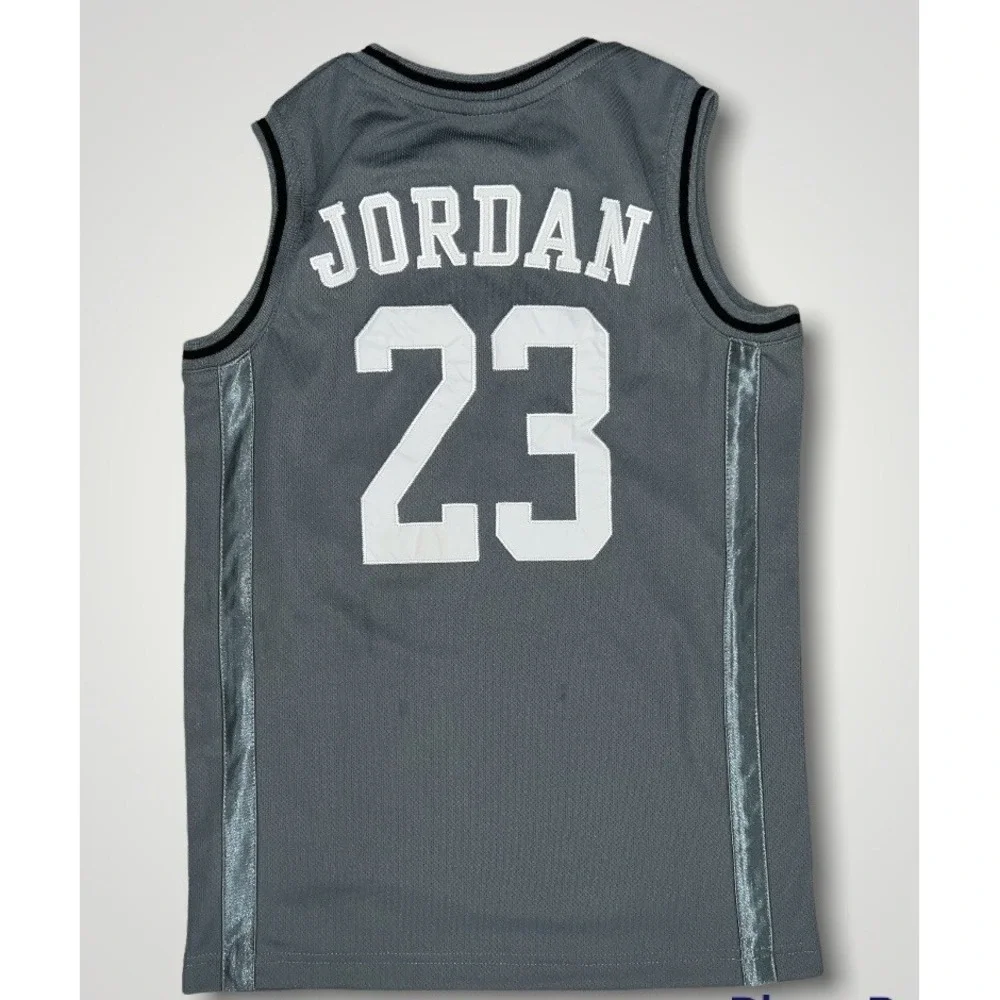 Air Jordan 23 Juniors Boys 12 13 Gray White Tank Top Size Large